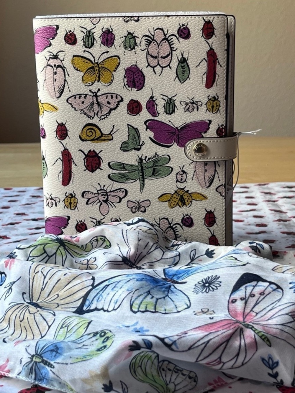 🪲🐜🦋🐌 COACH NOTEBOOK WITH CREATURE PRINT 🐞🦟🪳🦗 NWT 🪲🦋🐌🪳